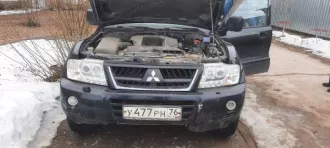 Транспортное средство Mitsubishi Pajero, 2003 года выпуска, государственный номер У477РН76, цвет - черный, VIN JMBLYV78W4J002723, объем двигателя - 3200 куб. см, мощность двигателя - 121,4 кВт/165 л.с. Состояние транспортного средства: отсутствует задняя правая фара, арка задней левой дверцы сгнила…