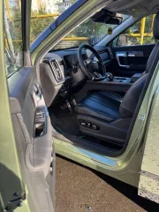 Jaecoo J7 2023 года, VIN LVVDB21B5PC018984, государственный номер М983АК550.