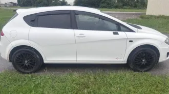 Seat Leon 2012 Seat Leon, 2012 года, 105 лс, 244829 км Легковой автомобиль, марка: SEAT LEON , год изготовления: 2012, цвет: белый, VIN: VSSZZZ1PZDR029954, ПТС: 78 EN 233647, тип двигателя: бензиновый , мощность двигателя, л. с. (кВт): 105 (77), рабочий объем двигателя, куб. см: 1197, кузов №…