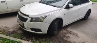 Chevrolet Cruze, 2012 года, 109 лс, 171000 км, легковой автомобиль, цвет белый, VIN: XUFJF696JC3084846, г/н: Е144ОО53.