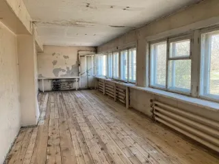 Помещение площадью 968,30 кв.м по адресу: 663690, Красноярский край, г. Зеленогорск, ул. Гагарина, дом 23, помещение 1. Общая площадь 968,3 кв.м. Назначение нежилого помещения: Свободное назначение, за исключением: почтовой и логистической деятельности, в том числе деятельности по отправке и…