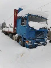 Грузовой прицеп РЕНДЕРС, 1993 года выпуска, вин УА5В302А239В95296, гос номер АР730066. Пояснения должника: резину вокруг на прицепе менять, главный тормозной кран на прицепе в уровень пола, оси на прицепе 12 тонные, ширина прицепа 2 м 60 см. Но никто никогда не мерял, я имею ввиду ГАИ. Совместно…