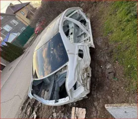 Mercedes-Benz C-Class 2012, 156 л.с., VIN: WDD2040311A797797, 2012 года выпуска (годные остатки автомобиля)