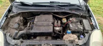 Fiat Punto 2007 года, 77 л.с., пробег 175 000 км, АКПП. Приехала своим ходом. Не работает кондиционер, задние двери открываются только изнутри, ошибка по подушкам, очаги коррозии по кузову. Более подробное техническое состояние выясняйте самостоятельно в ходе осмотра.