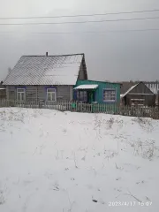 Земельный участок и дом 120 м² Томская область Бакчарский район село Высокий Яр улица Центральная дом 11