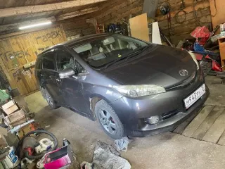 Toyota Wish, 2012 легковой автомобиль марки Toyota; Wish, 2012 г.в., г/н М943РУ75, номер кузова (прицепа): ZGE200152621, цвет темно-серый. ПТС отсутствует. На переднем лобовом стекле трещина. Вид транспорта: наземный. Год выпуска: 2012. Государственный регистрационный знак: М943РУ75. VIN номер…