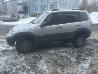 Chevrolet Niva 212300-55 2013 года выпуска, идентификационный номер (VIN): X9L212300D0467348, ХМАО Лянтор, 7 мкр, д 20, 89825147319 Амир.