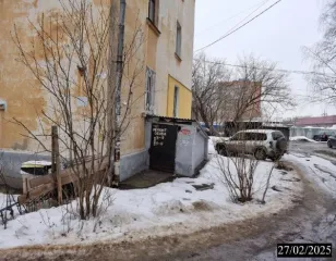 Нежилое помещение (подвал № 1) общей площадью 18,2 кв.м, кадастровый номер 52:18:0030239:313, расположенное по адресу: г. Нижний Новгород, Канавинский район, ул. Авангардная, д. 2. Помещение находится в подвале трехэтажного жилого дома, вход совместный с другими пользователями.