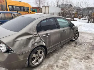 Honda Civic 2008 автомобиль Honda Civic, 2008 г.в., VIN: NLAFD76708W002429. Имущество находится в залоге у ПАО ВТБ.
