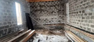 Дом 82,8 кв.м и участок 1002 кв.м, Черногорск, Хакасия. Жилой дом, назначение – жилое, общей площадью 82,8 кв.м., кадастровый номер: 19:02:010202:2180; земельный участок, общей площадью 1 002 кв.м., кадастровый номер: 19:02:010202:1664, расположенные по адресу: Российская Федерация, Республика…