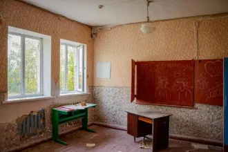 Имущественный комплекс из семи зданий и одного помещения на земельном участке 10 029 кв.м., расположенный по адресу: Российская Федерация, Орловская область, м.р-н Колпнянский, с.п. Ушаковское, д. Маркино, д. 55 З/у, категория земель: земли насел. пунктов, вид разрешенного использования: земельные…