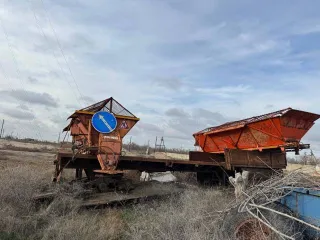 Пескоразбрасыватель Черный Яр.