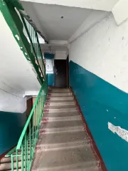1/2 доля квартиры 44.3 кв.м Республика Мордовия 1/2 доля в праве общей долевой собственности на жилое помещение (2-х комнатная квартира) общей площадью 44,3 кв.м., кад. № 13:23:1001048:76, расположенное в пределах объекта недвижимости с кад. № 13:23:1001048:18. По месту нахождения объекта…