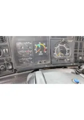 SCANIA P114 GA6X4NZ 380, 2006 Грузовой тягач седельный, VIN: 9BSP6X40003592785, грз: Е042АР138, модель, номер двигателя: DC1104 L01-8073744, мощность двигателя: 381 л.с., рабочий объем двигателя: 10640 куб.см., шасси (рама)№: 9BSP6X40003592785, номер кузова: отсутствует, экологический класс…