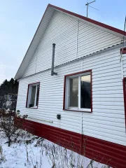 Жилой дом 82 кв.м, расположенный по адресу: Курганская область, Кетовский район, село Кетово, СНТ "Лесная поляна", дом 61/81, кадастровый номер дома: 45:08:030704:546. Земельный участок площадью 1010 кв.м, кадастровый номер: 45:08:030704:541, адрес участка: Курганская область, Кетовский район, СНТ…