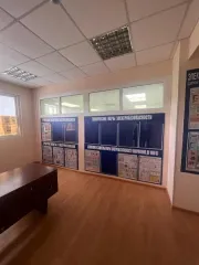 Помещение 34,3 кв.м, Ставропольский край, г. Зеленокумск, ул. Мира, 11, литер А, помещения 46-48 на 2 этаже. Требуется текущий ремонт. Назначение: помещение свободного назначения, за исключением почтовой и логистической деятельности, в том числе деятельности по отправке и получению корреспонденции…