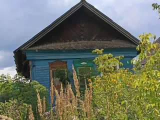 Доля дома и участка 742 м² в Пензенской области: 1/4 доля дома и 1/4 доля земельного участка. Земельный участок, кадастровый номер 58:22:0420202:48, вид разрешенного использования под индивидуальную жилую застройку. Местоположение установлено относительно ориентира: Пензенская область, Никольский…