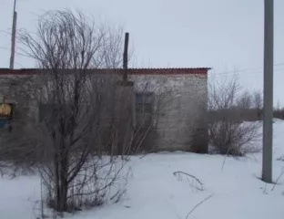 Склад ГСМ, назначение: складское, 2 этажный, общая  площадь 525,5 кв.м., инв. №63:221:002:000129160:А, лит. А,  адрес  местоположение объекта : Саратовская область,  Калининский район, с. Казачка, ул. Советская, уч. 14а  Право аренды до 27.12.2065 земельного участка, категория  земель: земли…