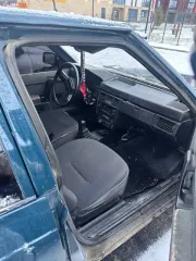Moskvich 214100 1997 moskvich 214100 1997 VIN:ХТB214100W0598255 Автомобиль в хорошем внешнем виде, перекрашен, установлено неоформленное гбо, двигатель не родной от нивы, коробка передач в неисправном состоянии, отсутствует генератор. Пробег по табло 250.072, реальный пробег неизвестен.