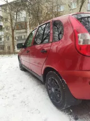 Lada Kalina 2010 года, 81 лс, 170000 км, легковой автомобиль Lada Kalina (111930), год выпуска: 2010, VIN: XTA111930B0137115, рег. номер: Т014МЕ73. Цвет кузова: серебристо-красный. Транспортное средство находится на ходу. По результатам осмотра выявлено: требуется замена опорных подшипников…