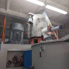 Mельница для ПВХ дробленки DMF500 с чиллером, марка модель: DMF500; фирма-изготовитель: DK TEAMWORK MACHINERY (SHAUGHAI) CO, LTD; год выпуска: 2023; страна производитель: Китай; серийный (заводской) номер: DK202311182