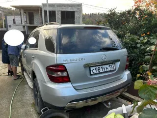Легковой автомобиль MERCEDES BENZ ML320CDI, г/в 2008, г/н С981УЕ123, VIN WDC1641221A438695, местонахождение: Краснодарский край, г. Сочи, ул. Культурная, 13/1, начальная цена 1 645 000 руб., задаток 246 750 руб., шаг аукциона 16 450 руб., ув. 1563, вид транспорта: легковой, год выпуска: 2008…