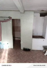 Жилой дом и земельные участки по адресу: Оренбургская область, Шарлыкский район, село Ратчино, улица Советская, дом 33. Площадь дома 36.2 кв. м. Площадь первого земельного участка 1154 кв. м, площадь второго земельного участка 1601 кв. м. Общая площадь земельных участков 2755 кв. м. Вид…