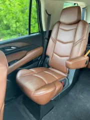 Cadillac Escalade 2020 года выпуска, VIN 1GYS47KJ4LR282326, цвет черный. Объем двигателя 6162 см³, мощность 313 кВт/425.6 л.с., экологический класс 6. Тип транспортного средства: легковой универсал, государственный регистрационный знак В469КА790.
