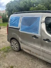 Peugeot Partner 2012 года, 120 лс, 276022 км, легковой автомобиль, VIN: VF37J5FS0DJ747052, гос. рег. знак: К584ВЕ550. Находится в залоге перед ПАО Сбербанк.