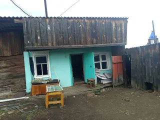 Доли дома 53,4 кв.м и земельного участка, Красноярский край: 1/5 доля дома и 1/5 доля земельного участка, 1/5 доля в жилом доме, площадь 53.4 кв.м., назначение: жилое, адрес: Россия, край Красноярский, р-н Шушенский, с Казанцево, ул Крупской, дом 12, кадастровый номер: 24:42:2601003:645; 1/5 доля…
