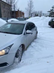 Chevrolet Cruze, 2012 года, 109 лс, АКПП, автомобиль марки Chevrolet KL1J CRUZE, 2012 года выпуска, VIN XUFJA686JC3064430, г.р.з. М970КХ35, цвет серебристый металлик