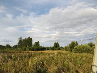 Земельный участок 50:18:0040101:754, категория земель: земли сельскохозяйственного назначения, разрешенное использование: для дачного строительства, общей площадью: 800,00 кв.м. Местоположение: Московская область, Можайский район, участок расположен примерно в 400 м по направлению на северо восток…