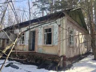 Здание 165.9 кв.м Республика Башкортостан Здание с кадастровым номером 02:52:000000:3921 площадь 165.9 по адресу Российская Федерация, Республика Башкортостан, м.р-н Чишминский, с.п. Аровский сельсовет, тер. Комплекс Заря, д. 1 к. 6 Количество подземных этажей : 0 Общая площадь: 165.9 Материалы…