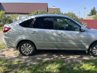 LADA Granta 2024 Lada Granta, 2024 года, 89,7 лс, 90000 км Lada Granta, 2024 года, 89,7 лс, 90000 км Транспортное средство: Автомобиль LADA Granta, 2024 года выпуска, VIN: XTA219140R0578158. ВНИМАНИЕ!!! Автомобиль на ходу. Имеются следующие повреждения кузова: вмятина на левом переднем крыле…