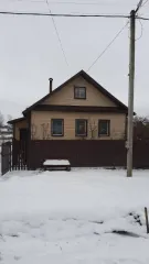 Доля жилого дома 1/3, кадастровый номер 53:15:0010110:58. Адрес: 175260, Новгородская область, село Поддорье, улица Зеленая, дом 17.