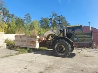 Каток ДУ-16, год выпуска 1989, № двигателя 8924484, заводской № машины 0000311, цвет комбинированный, государственный регистрационный знак 8314АА38. Расположение: Иркутская обл., Братский р-н, г.Братск, производственная база ж/р Энергетик.
