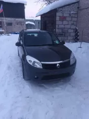 Renault Sandero 2010 года, 84 л.с., пробег 340000 км. VIN: X7LBSRB1HAH295752, госномер М71***33. Автомобиль в залоге у АО "Тбанк". Пробег уточнять при осмотре.