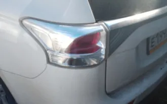 Mitsubishi Outlander 2014 Легковой автомобиль Mitsubishi Outlander, 2014 года выпуска, VIN Z8TXTGF2WDM042501.