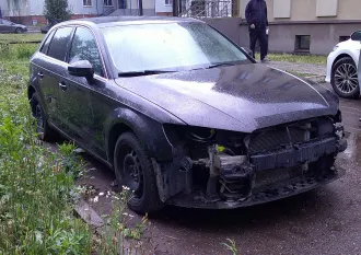 Audi A3 2013 автомобиль марки Audi модель A3 2013 г.в. VIN-номер WAUZZZ8V2EA094043 Ознакомиться с порядком продажи имущества, получить дополнительную информацию об имуществе можно в рабочие дни с 10:00 до 18:00 часов по предварительной договоренности с организатором торгов о дне и времени такого…
