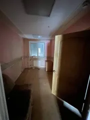 Аптека 86,8 кв.м в Пермском крае. Встроенное нежилое помещение, назначение: нежилое, площадь: 86,8 кв.м., этаж: 1, адрес: Пермский край, г. Березники, ул. Юбилейная, д. 28, пом. 1,2,3,4,5,6,7,8,9, кадастровый номер: 59:03:0400073:11351. В ЕГРН имеются записи об арестах и ипотеке. Конкурсный…