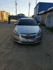 Chevrolet Cruze 2010 Легковой автомобиль марки/модели: СНЕVRОLЕТ СRUZЕ (Chevrolet Cruze), год выпуска: 2010, идентификационный номер (VIN): XUFJF696JA3011204 С имуществом, являющимся предметом продажи, и имеющимися в отношении этого имущества документами можно ознакомиться предварительно согласовав…