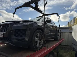 Jaguar E-Pace 2019 транспортное средство Jaguar E-Pace, 2019 года выпуска, цвет – черный, VIN SADFA2BN8L1Z75263, государственный номер Т733РК799. Состояние ТС: на ходу, сколы ЛКП с левой стороны: на пороге, на передней двери и заднем крыле, подкапотное пространство проверено 1 штука (шт) год…