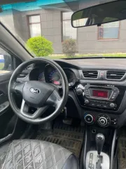 Kia Rio, 2013 года, 107 лс, 207690 км, АКПП. Легковой автомобиль KIA RIO, VIN Z94CB41ABER180785, 2013 г.в.