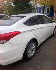 Hyundai i40 2015 года, 149,5 лс, 218000 км, АКПП, легковой автомобиль Hyunday VF (I40), идентификационный номер (VIN) XWELB41CBG0007353.