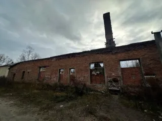 ЦТП 361.7 кв.м, Владимирская область. Нежилое здание ЦТП с земельным участком общей площадью 889.0 кв.м, расположенное по адресу: Владимирская область, г. Гусь-Хрустальный, ул. Дружбы Народов, д. 10а. Количество этажей: 1. Кадастровый номер: 33:25:000035:137.