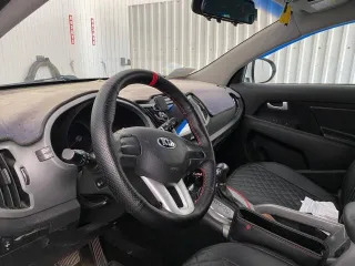 Автомобиль марки Kia Sportage SL, SLS, год выпуска 2015.