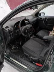 Opel Astra Edition, 1999 г.в., VIN W0L0TGF48Y5013957. МКПП, кондиционера нет. Из недостатков под замену задние арки и пороги, а также мелкие сколы и царапины по кузову в силу возраста.