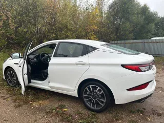 JAC J7 VIN: MX1J7AGGXPK018251 госномер: К090ТН790 2023 год выпуска, объем двигателя 1499 см³, мощность 136 л.с. (100 кВт), снаряженная масса 1510 кг, полная масса 1910 кг, СТС 9961 240486.