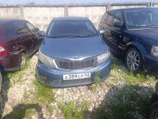 Kia Rio 2013 легковой автомобиль. Идентификационный номер (VIN): Z94CC41BADR121456. Год выпуска: 2013. Номер кузова: Z94CC41BADR121456. Мощность двигателя, л.с. (кВт): 123 (90). Рабочий объем двигателя, куб. см.: 1591. Тип двигателя: бензиновый. Экологический класс: четвертый. Сломан передний…