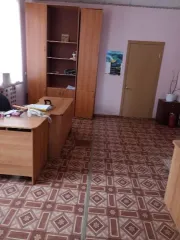 Нежилое помещение 75,6 кв.м, Омская область нежилое помещение № 2П общей площадью 75,6 кв.м., назначение: нежилое, кадастровый номер 55:08:220106:458, адрес: Омская область, Колосовский район, с. Колосовка, ул. Ленина, д. 1, РНФИ П13560001963 Вид ограничений и обременений: отсутствуют Общая…